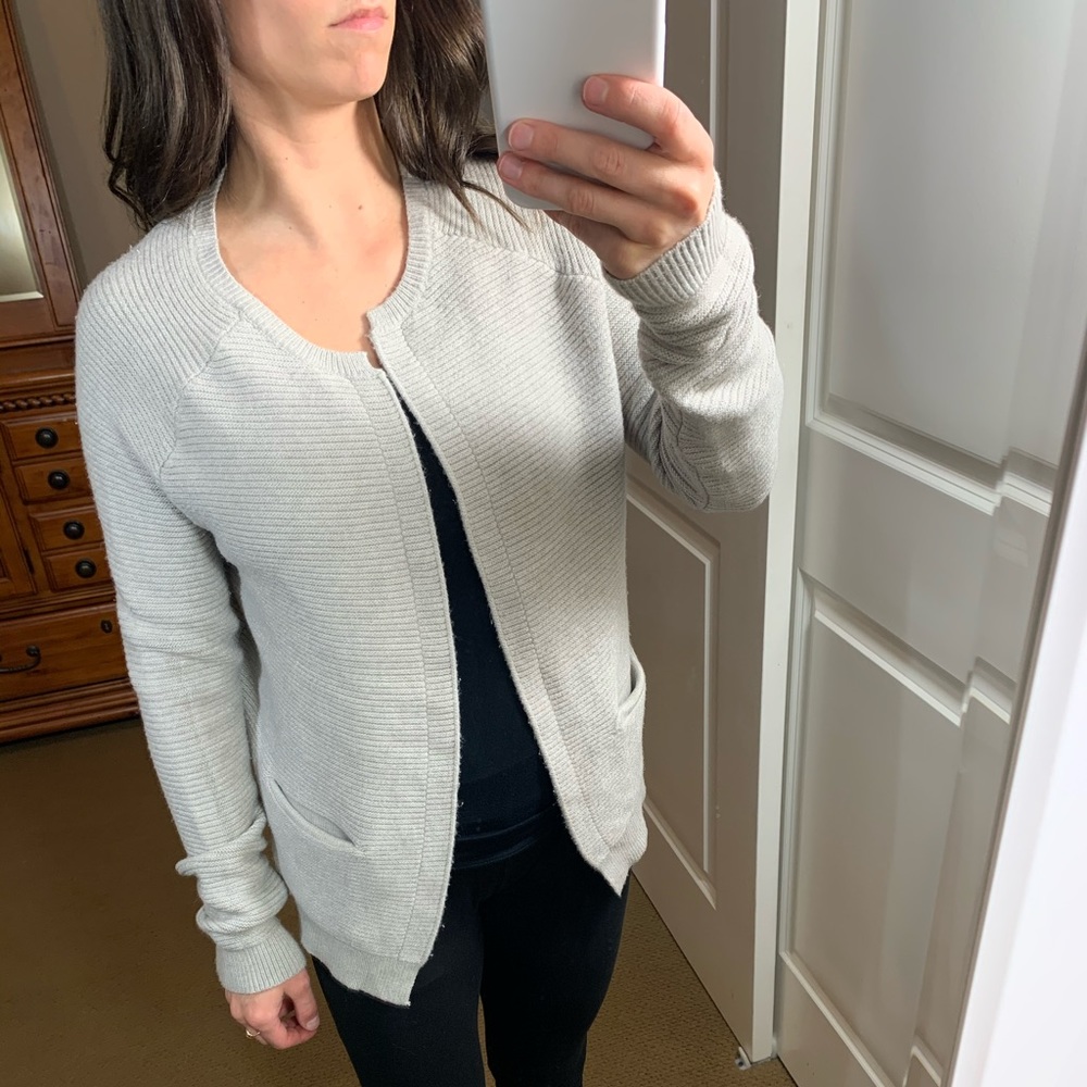 CYRUS BLAZER SWEATER - SIZE M NWOT
